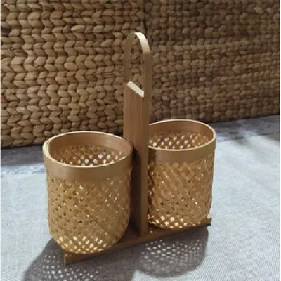 Tempat pensil anyaman bambu dua wadah dengan pegangan
